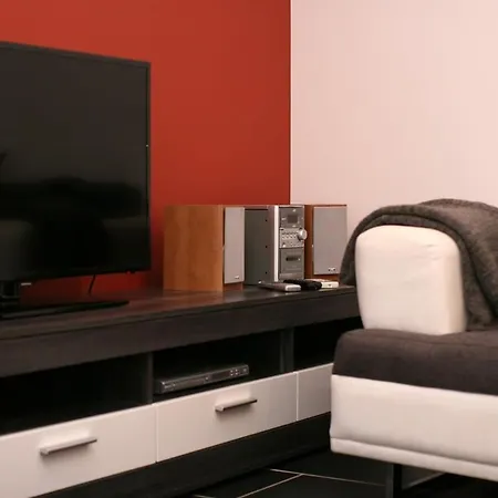 Geneve Old Town Apartment